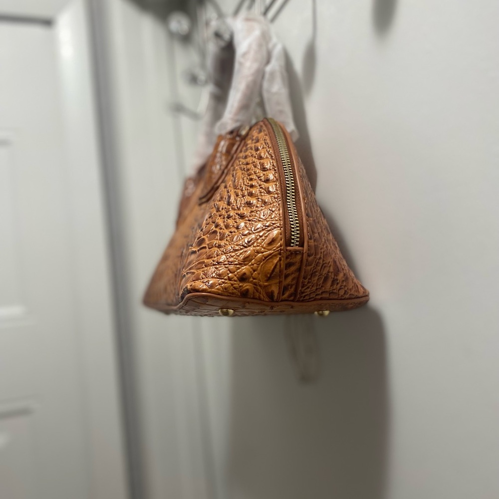 Chic Fashion Textured brown Handbag